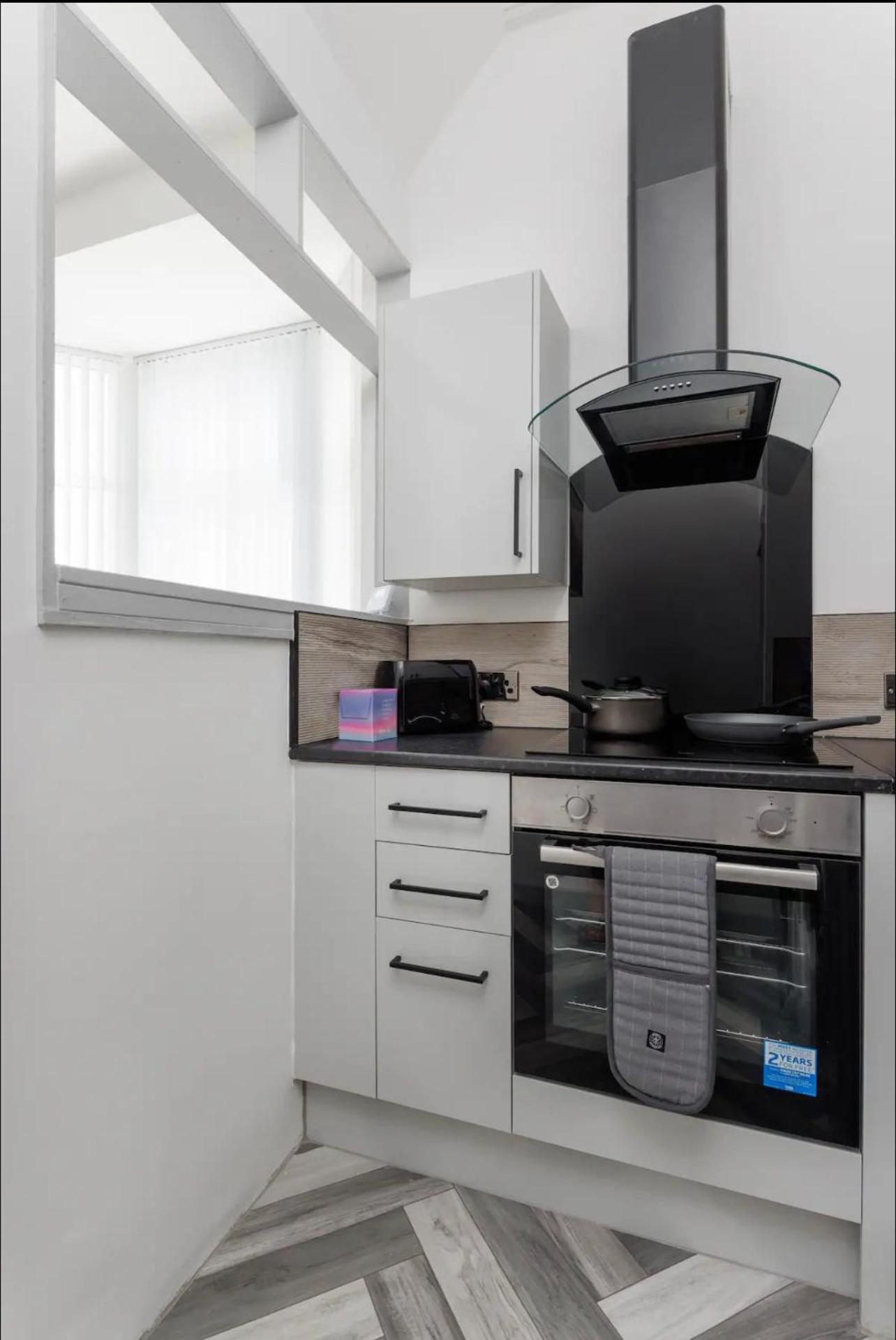 Residency Apartments 利物浦 外观 照片